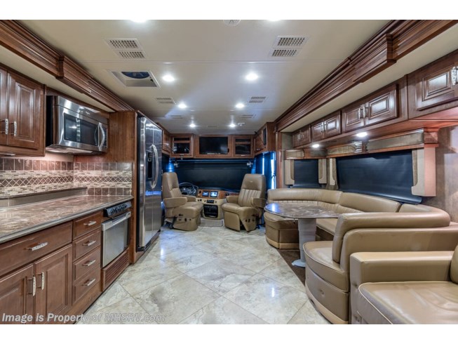 2014 Fleetwood Discovery 40G - Used Diesel Pusher For Sale by Motor Home Specialist in Alvarado, Texas