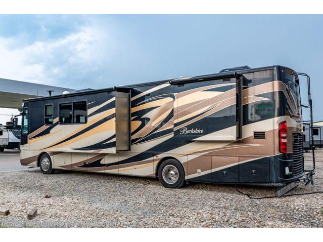 2014 Berkshire 390FL by Forest River from Motor Home Specialist in Alvarado, Texas