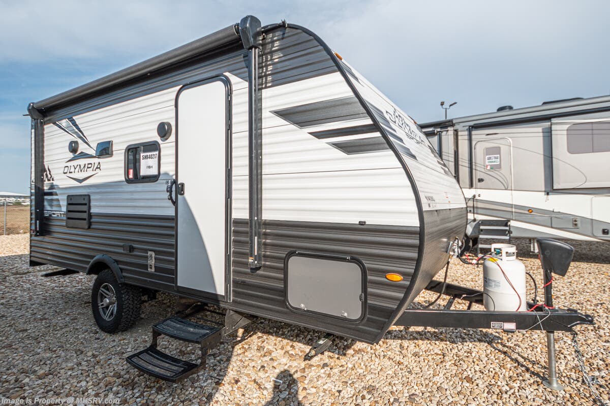 2022 Highland Ridge Olympia 19BH Bunk Model W/ Power Awning, Solar Pkg., Sport Pkg. &amp; More