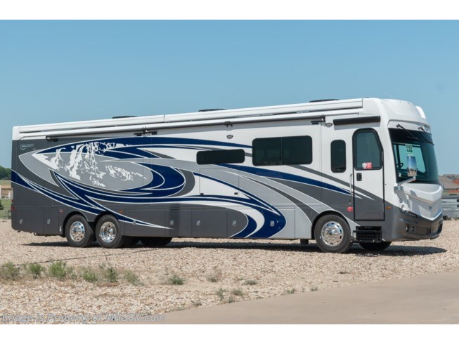 New 2022 Fleetwood Discovery LXE 44B available in Alvarado, Texas