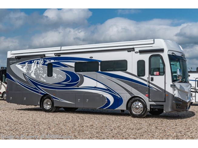 New 2022 Fleetwood Discovery LXE 36HQ available in Alvarado, Texas
