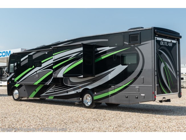 2022 Outlaw 38KB by Thor Motor Coach from Motor Home Specialist in Alvarado, Texas