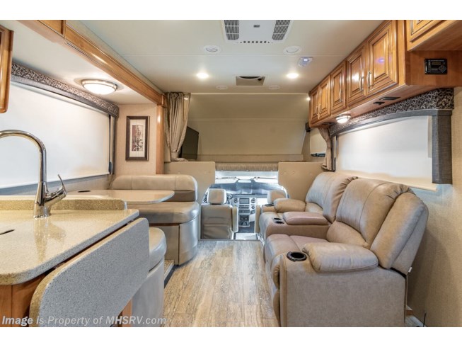 2017 Thor Motor Coach Chateau Super C 35SB - Used Class C For Sale by Motor Home Specialist in Alvarado, Texas