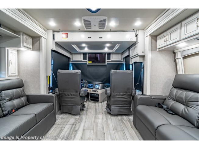 2023 Discovery 38W by Fleetwood from Motor Home Specialist in Alvarado, Texas