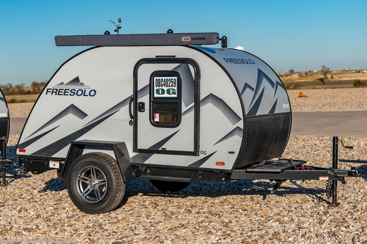 2022 Braxton Creek Free Solo OG Teardrop Trailer W/ Alum Rims, Roof Rack, Attic Fan, 2 Burner Cooktop &amp; Much More