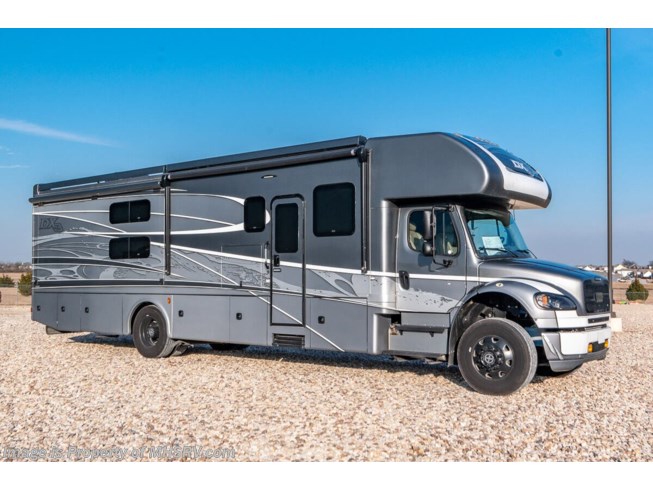 Used 2019 Dynamax Corp DX3 37BH available in Alvarado, Texas