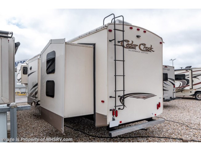 2016 Silverback 37BH by Forest River from Motor Home Specialist in Alvarado, Texas