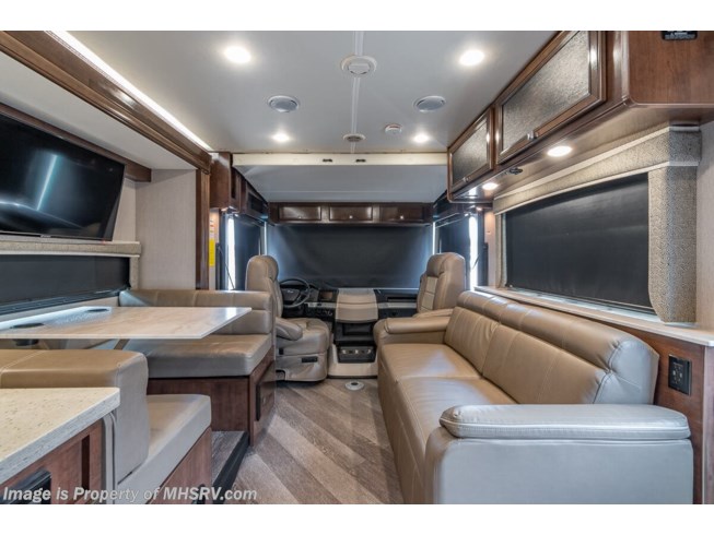 2021 Holiday Rambler Invicta 33HB - Used Class A For Sale by Motor Home Specialist in Alvarado, Texas