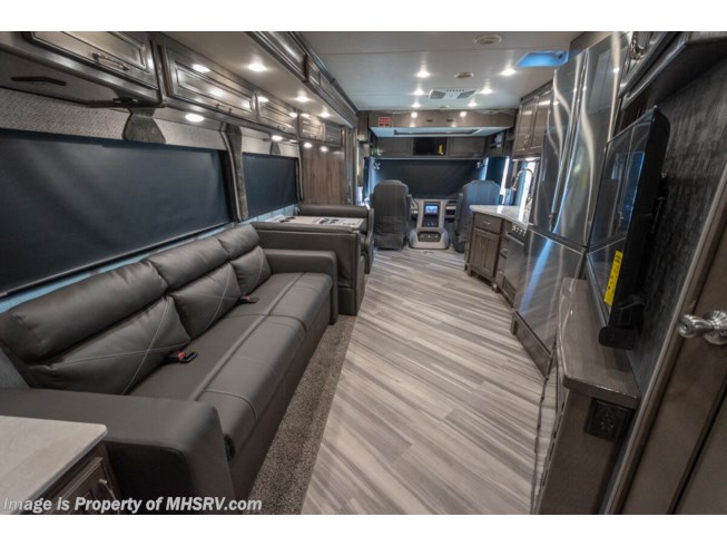 2022 Fleetwood Bounder 33C - New Class A For Sale by Motor Home Specialist in Alvarado, Texas