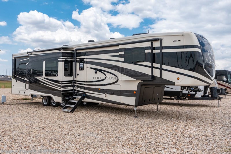 2023 DRV Full House LX455 Toy Hauler W/ Mor-Ryde Step Above Step ...