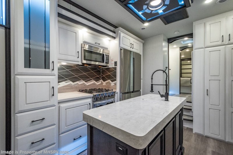 2023 DRV Full House LX455 Toy Hauler W/ Mor-Ryde Step Above Step ...