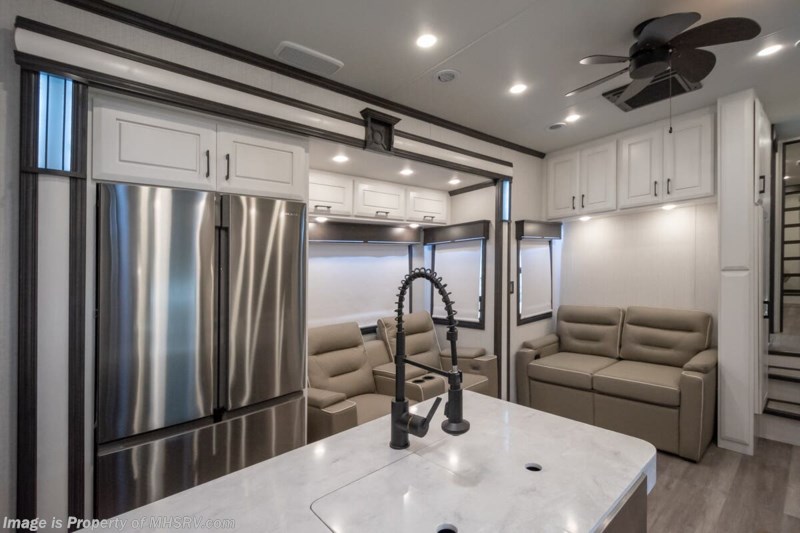 2023 DRV Full House MX450 Toy Hauler W/ Mor-Ryde Step Above Step ...