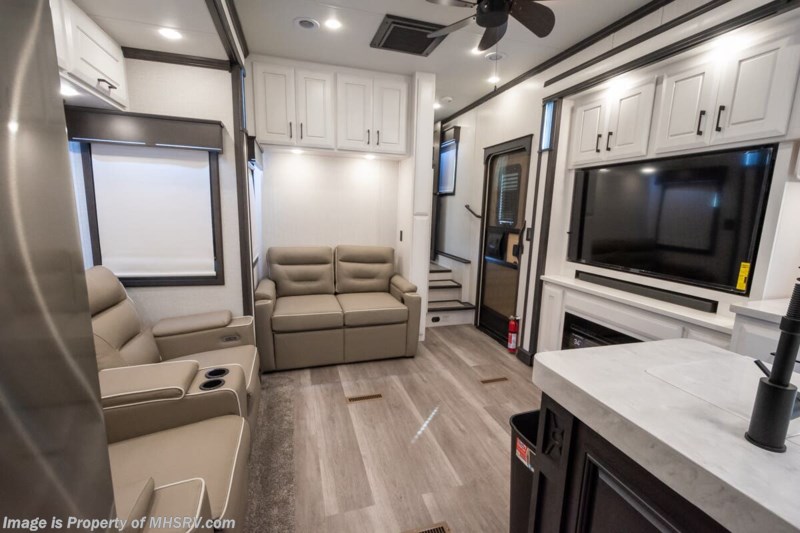 2023 DRV Full House MX450 Toy Hauler W/ Mor-Ryde Step Above Step ...