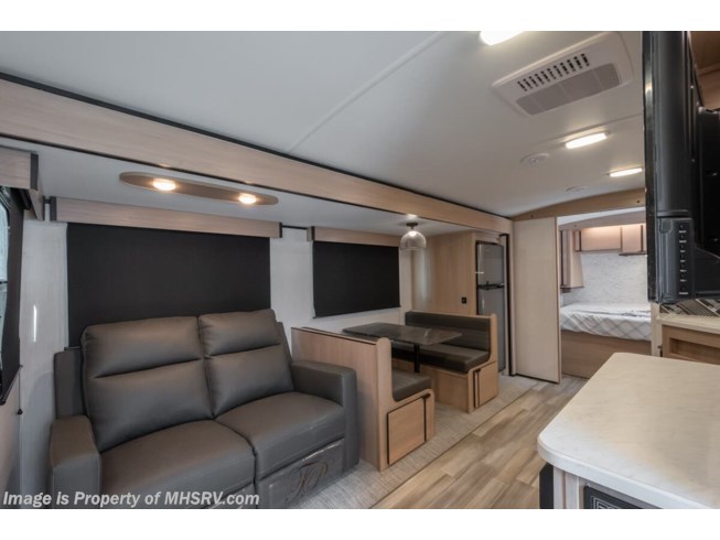 2023 Cruiser RV Radiance 28BH - New Travel Trailer For Sale by Motor Home Specialist in Alvarado, Texas