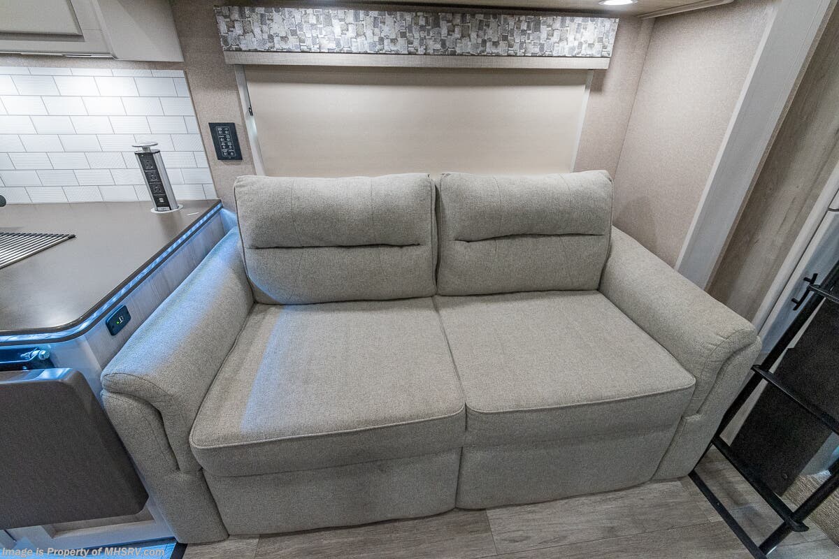 2023 Dynamax Corp Europa 32KD RV for Sale in Alvarado, TX 76009 ...