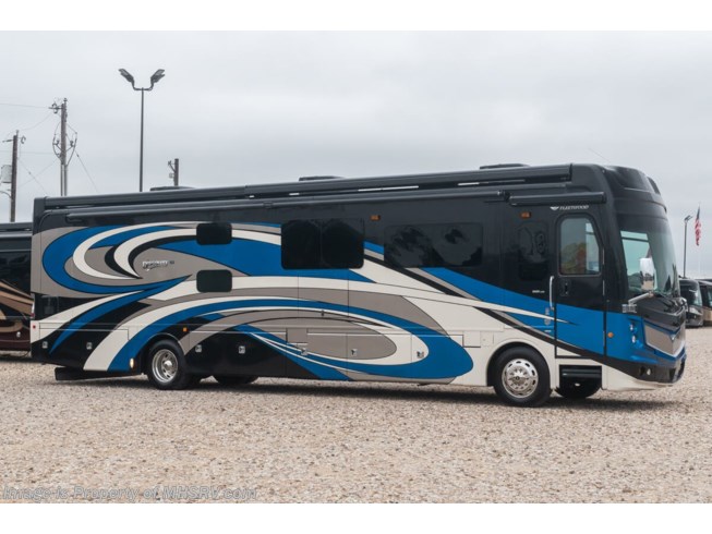 Used 2017 Fleetwood Discovery LXE 40G available in Alvarado, Texas