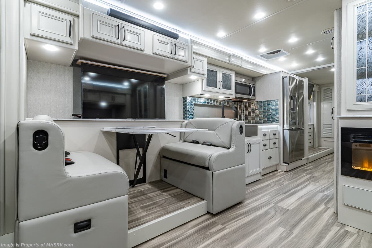 2023 Fleetwood Frontier 34GT #DFW41411 - For Sale in Alvarado, TX