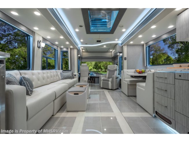 2024 Foretravel Realm Presidential Luxury Villa 2 (LV2) Bath & 1/2 W ...