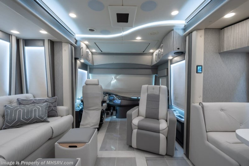 2024 Foretravel Realm Presidential Luxury Villa Bunk (LVB) W/Spa & 2 ...