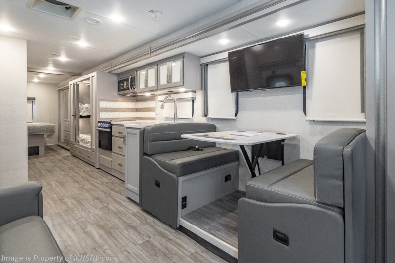 2024 Thor Motor Coach Luminate BB35 Bunk Model W/ Solar, Rapid Camp+ ...