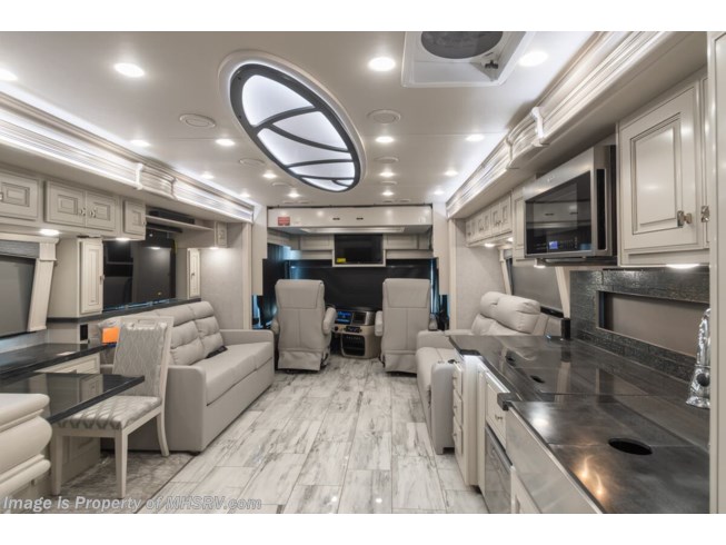 2024 Fleetwood Discovery LXE 40M - New Diesel Pusher For Sale by Motor Home Specialist in Alvarado, Texas
