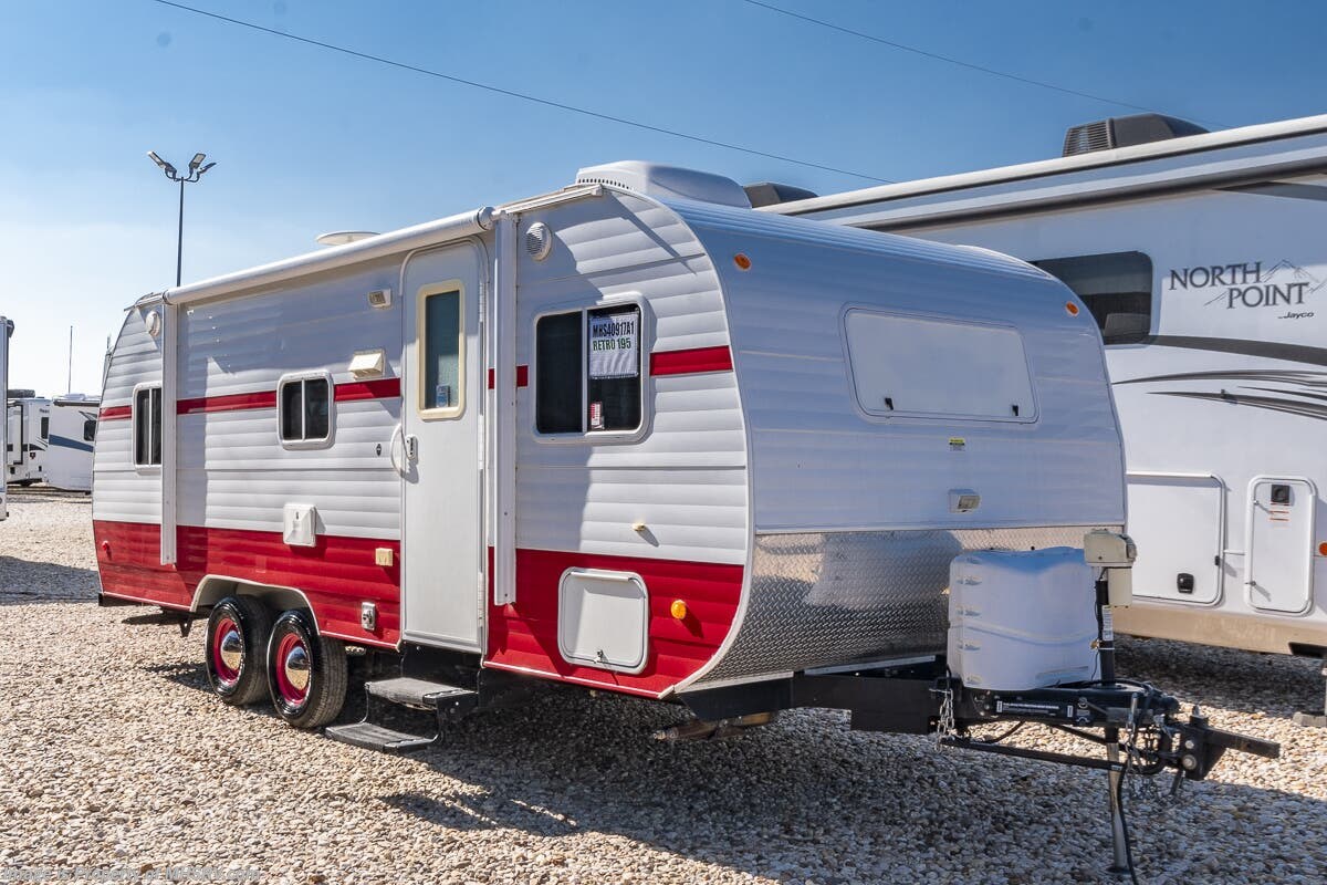 2018 Riverside RV Retro  W/ A/C, Power Patio Awning, Ceiling Fans, Ext Shower &amp; More