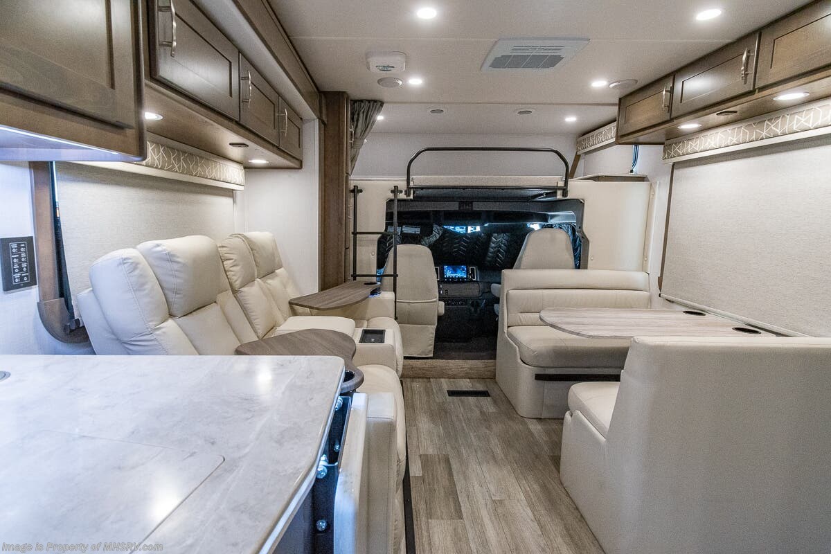 2025 Dynamax Corp Europa 32KD #MHS42398 - For Sale in Alvarado, TX