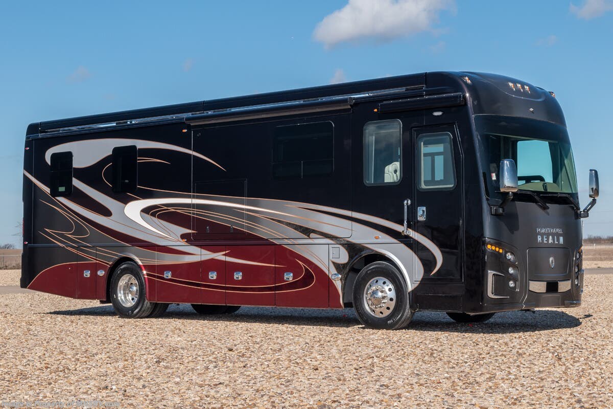 2023 Foretravel Realm FS450 LSSB Luxury Suite W/ King Bed &amp; Safe