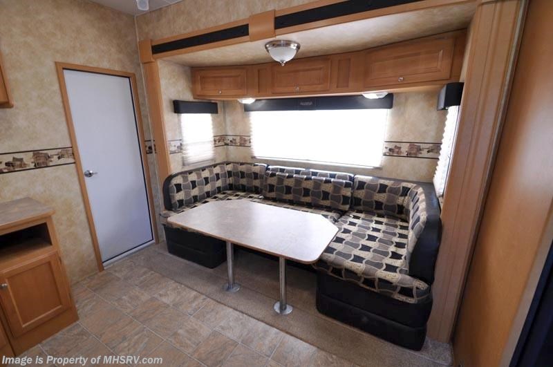 Heartland Razor 2009 Heartland RV Razor Toy Hauler w 2 slides
