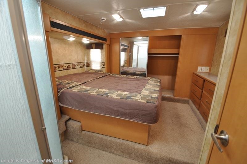 Heartland Razor 2009 Heartland RV Razor Toy Hauler w 2 slides