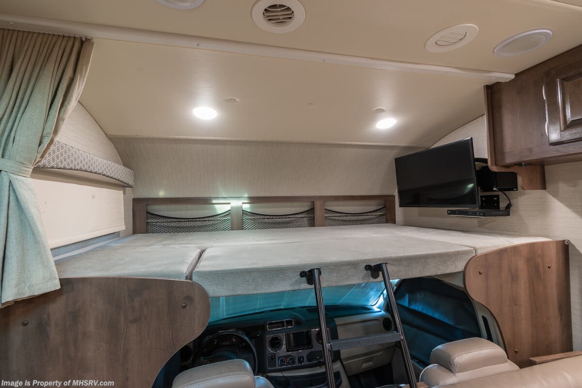2018 Jayco Greyhawk 31FS Bunk Model W/ Ext. Shower, 3 Camera System