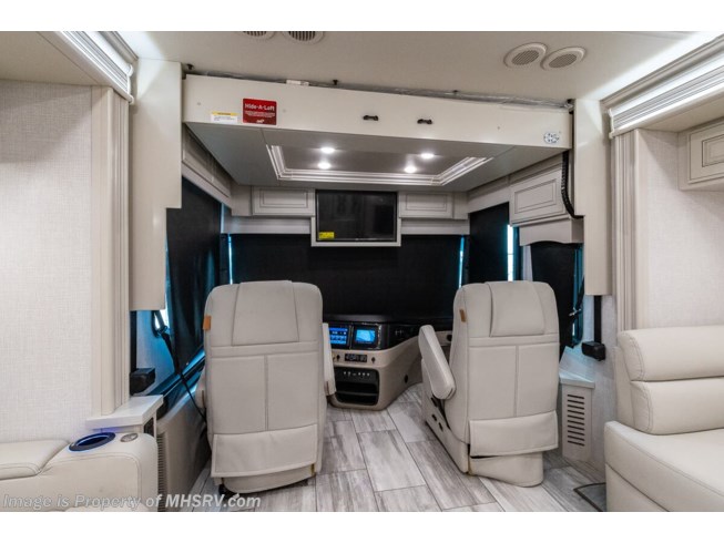 2024 Discovery LXE 44S by Fleetwood from Motor Home Specialist in Alvarado, Texas