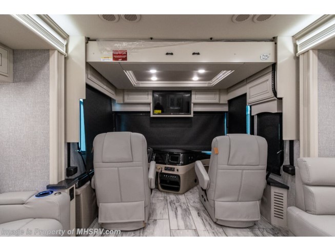 2024 Discovery LXE 44S by Fleetwood from Motor Home Specialist in Alvarado, Texas