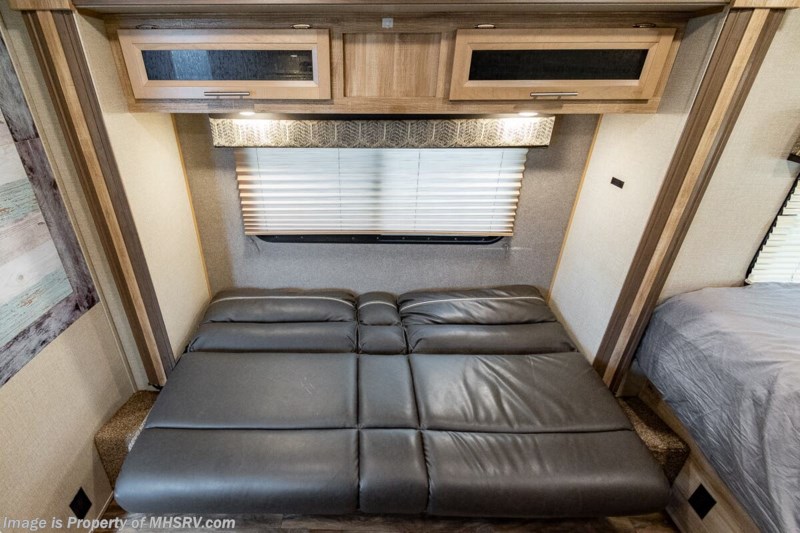 2021 Coachmen Catalina Expedition 192FQS Travel Trailer W/ Stab. Jacks ...