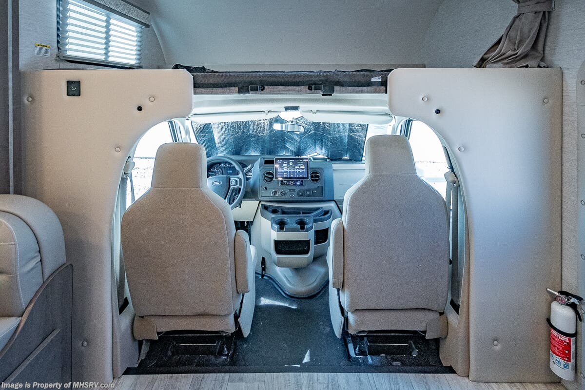 2025 Chateau 27P by Thor Motor Coach from Motor Home Specialist in Alvarado, Texas