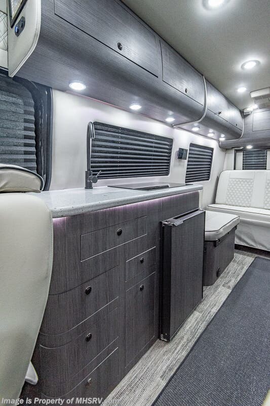 2025 OGV Luxury Coach V-RV 7RLA Luxury B Van RV W/ 1080Ah Lithium ...