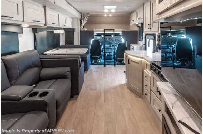 2025 Nexus Wraith 37F Bath & 1/2 Super C W/ King Bed, Theater Seats ...