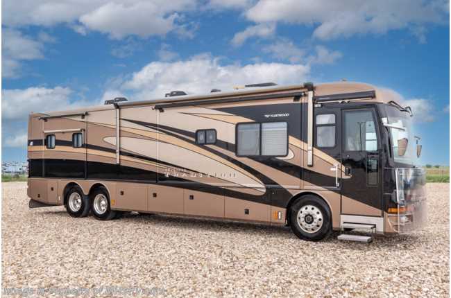 2005 American Coach American Tradition 42R RV W/ King Bed, W/D, Onan 10KW Gen., Hydro-Hot &amp; More