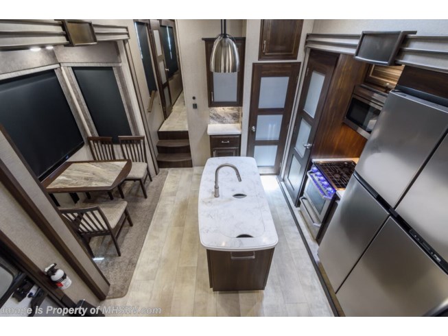 2019 Grand Design Momentum 376TH #MHSKA1210ATH - For Sale in Alvarado, TX