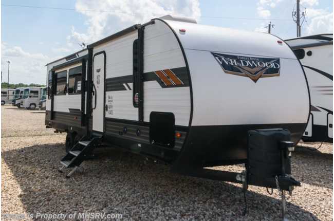 2020 Forest River Wildwood 27RE Travel Trailer W/ 50 Amp, Pwr. Patio Awning, Oven &amp; Much More