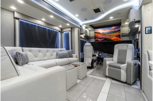 2025 Foretravel Realm Presidential Luxury Villa Bunk (LVB) W/ Spa