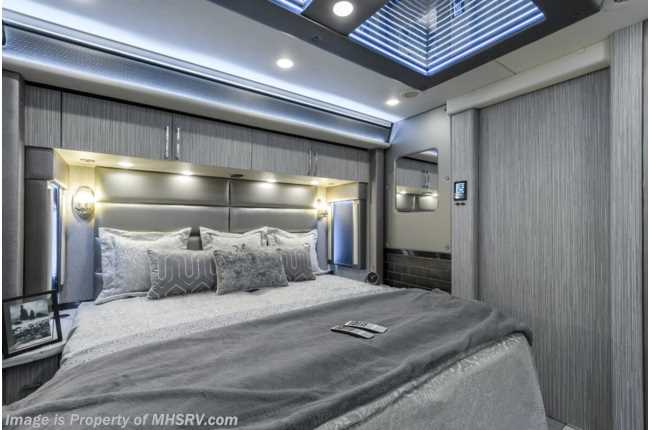 2025 Foretravel Realm Presidential Luxury Villa Bunk (LVB) W/ Spa