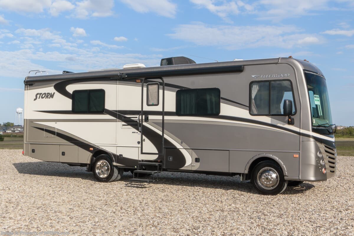 2016 Fleetwood Storm 32H Bunk Model RV W/ Oven, 3 Camera System, Solar ...
