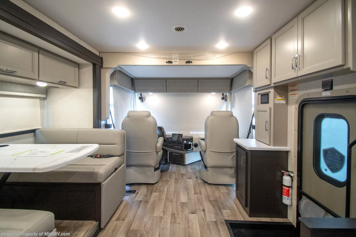 2026 Palazzo GT 37.5 by Thor Motor Coach from Motor Home Specialist in Alvarado, Texas