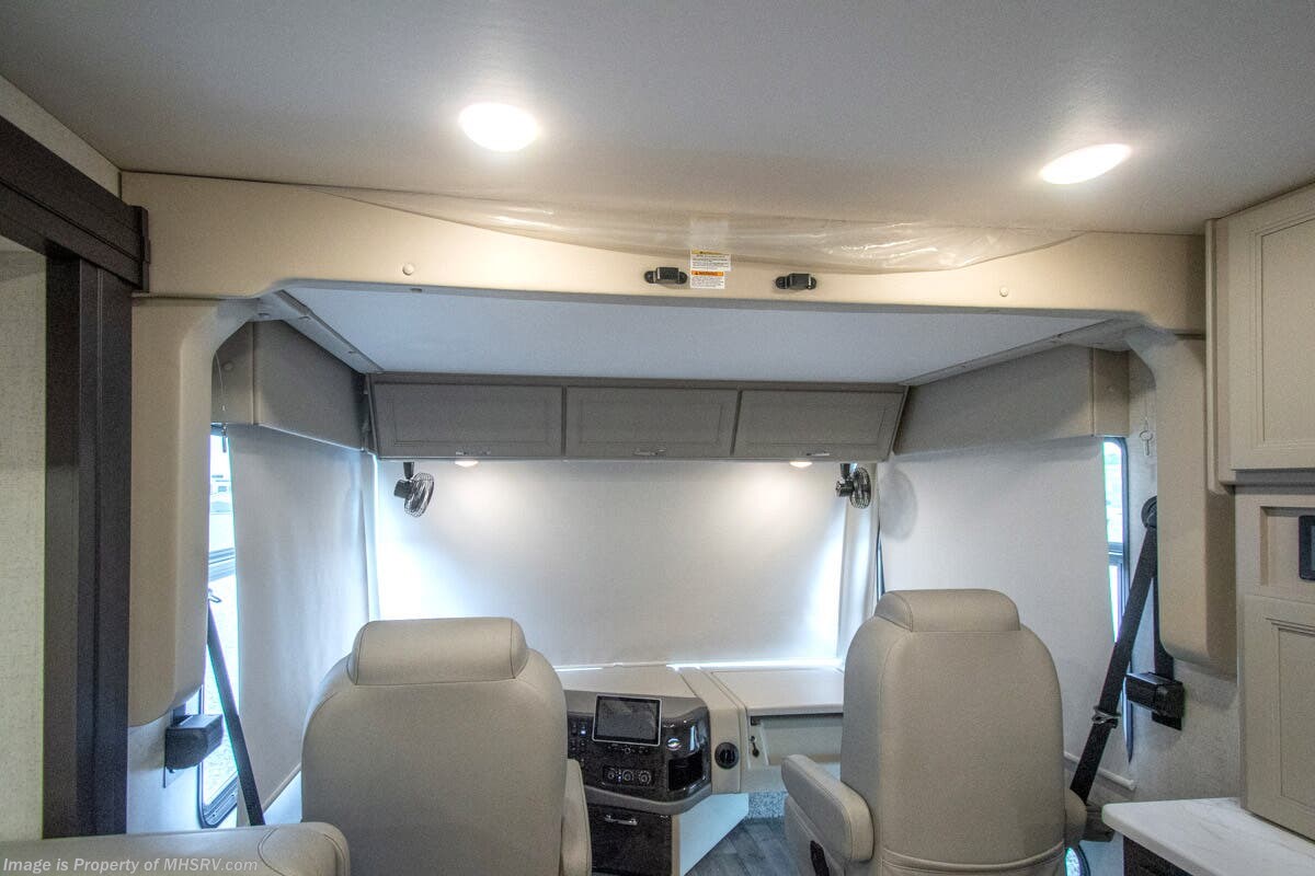 New 2026 Thor Motor Coach Palazzo GT 37.5 available in Alvarado, Texas