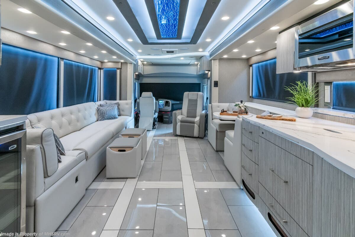 2026 Foretravel Realm Presidential Luxury Villa 2 (LV2) w/ Sofa ...