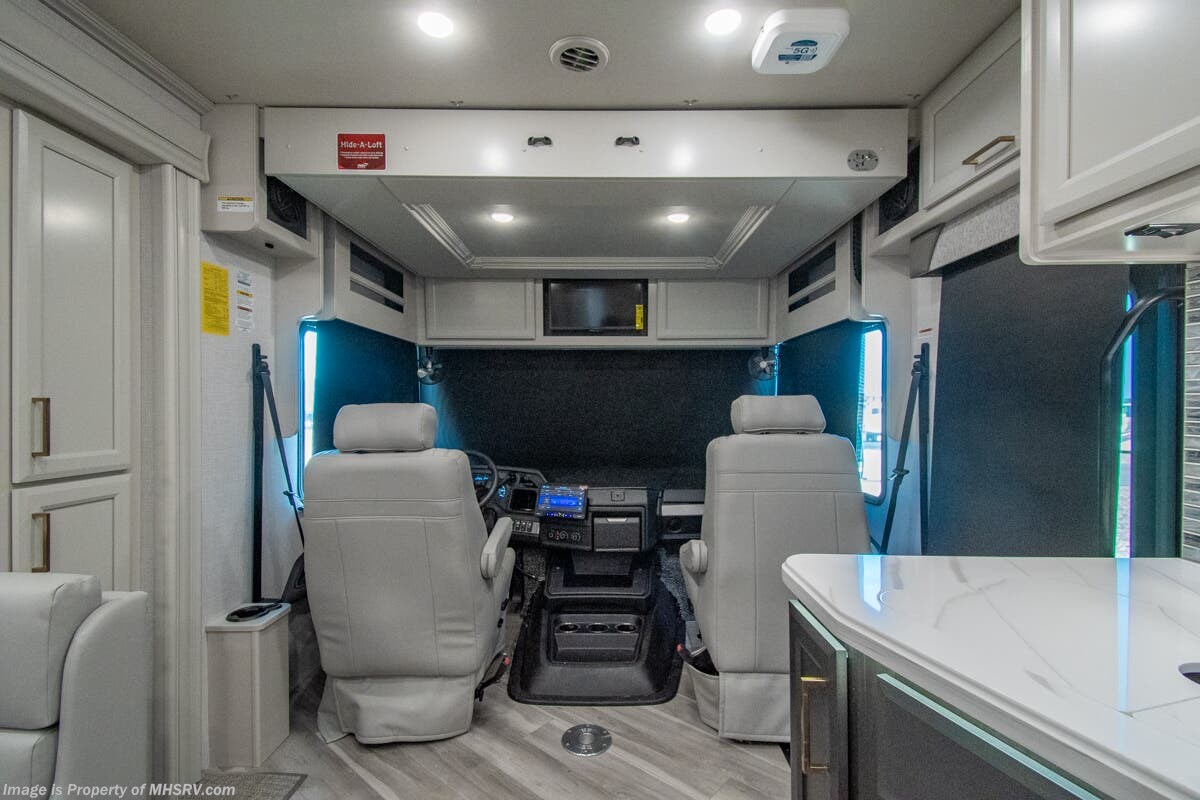 2026 Bounder 35K by Fleetwood from Motor Home Specialist in Alvarado, Texas