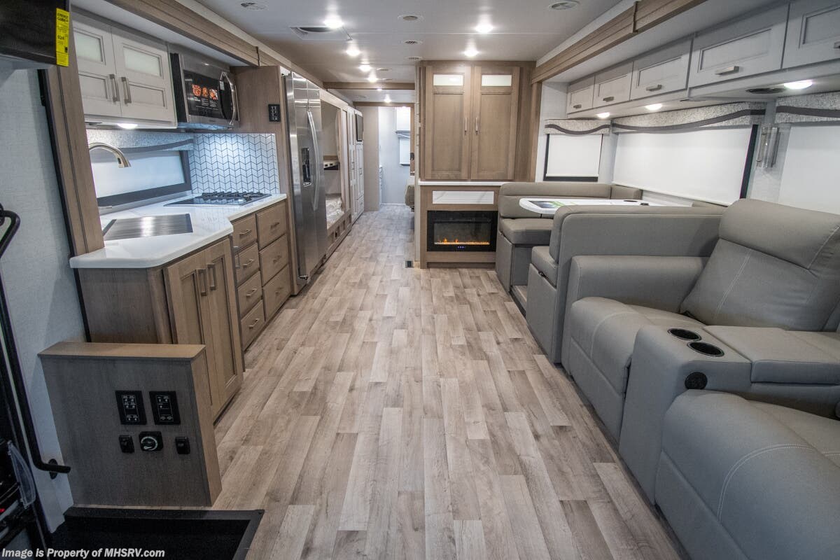 New 2026 Thor Motor Coach Pasadena 38XL available in Alvarado, Texas