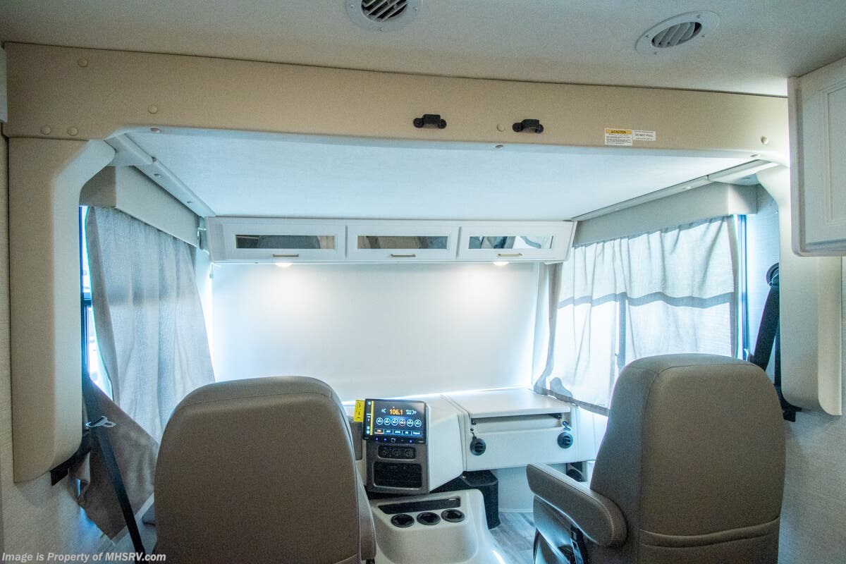 New 2026 Thor Motor Coach Resonate 32B available in Alvarado, Texas