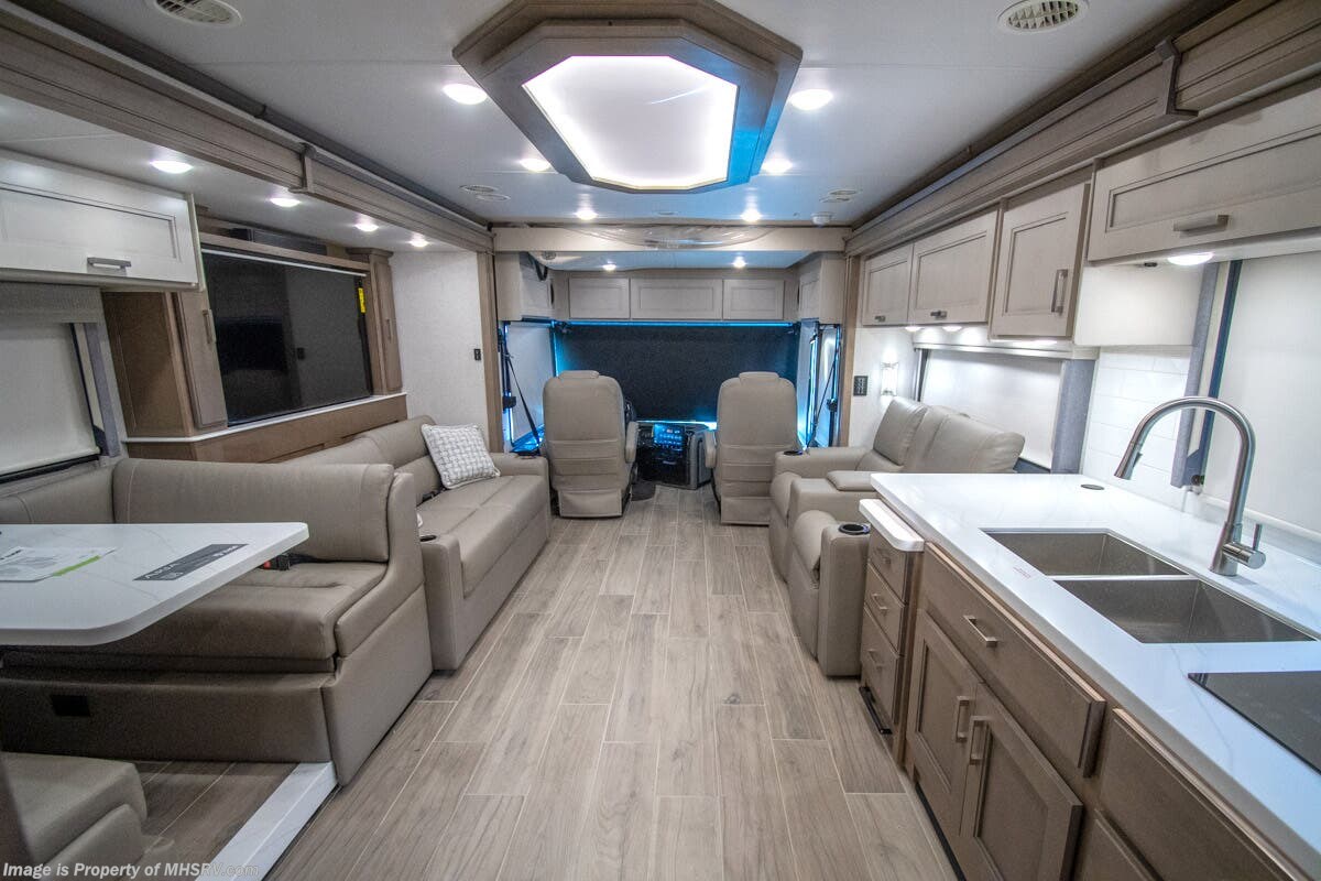 2026 Thor Motor Coach Aria 3901 - New Diesel Pusher For Sale by Motor Home Specialist in Alvarado, Texas features Theater Seating, Bath & 1/2